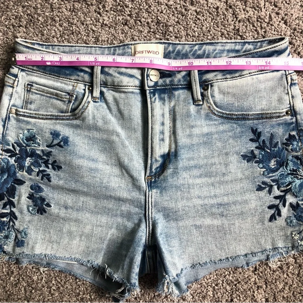 Driftwood Lulu Short in South Pacific 27